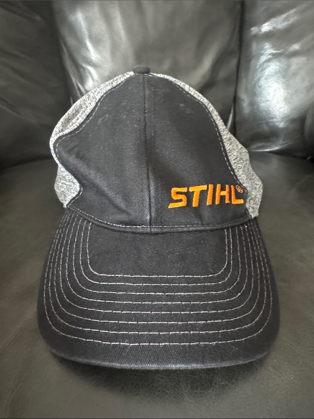 STIHL Men's Black and Gray Logo Cap